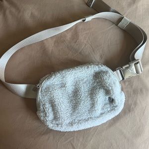 Lululemon Fleece Everyday Belt Bag